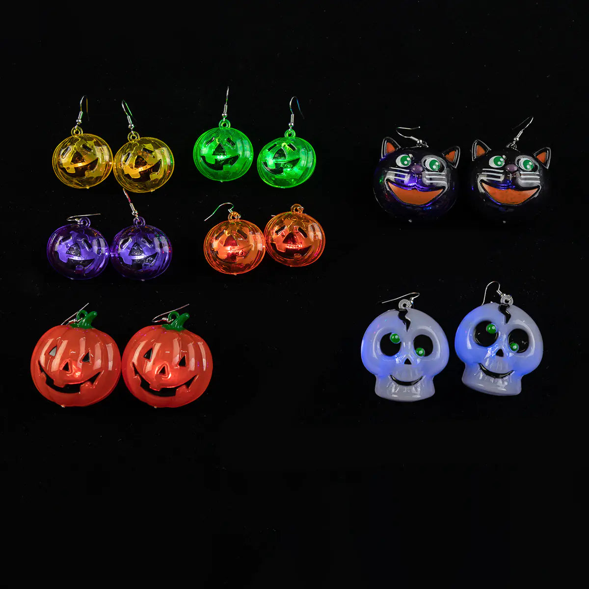 Cool Halloween Necklace Keychain with LED Pumpkin Ghosts